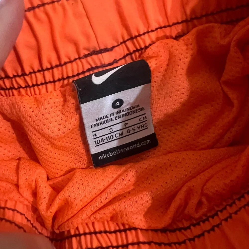 Nike boys swim shorts - Picture 2 of 2